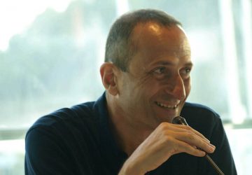 Miquel Català, poeta: “Caminem cap a l’uniformisme, la dominació, l’extinció de la pluralitat”